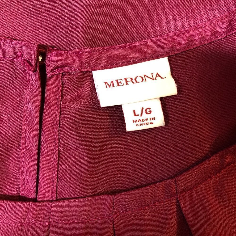 Merona Burgundy Pleated Round Neck Sateen Sleeveless Shell Tank Top - Size Large - Picture 3 of 5